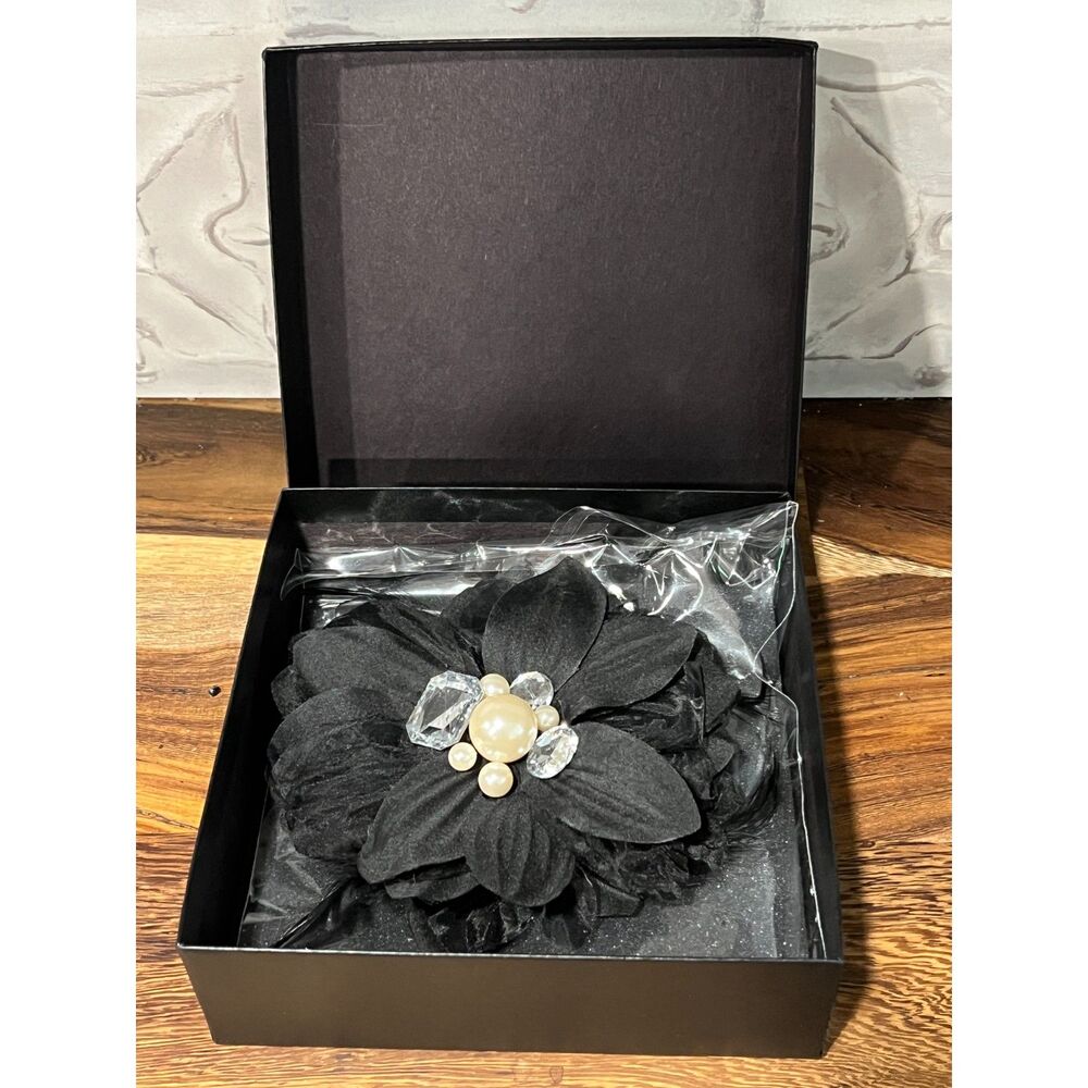 Nash Feathered Black Beaded Flower Pin/Clip with Pearl & Crystal Beads New